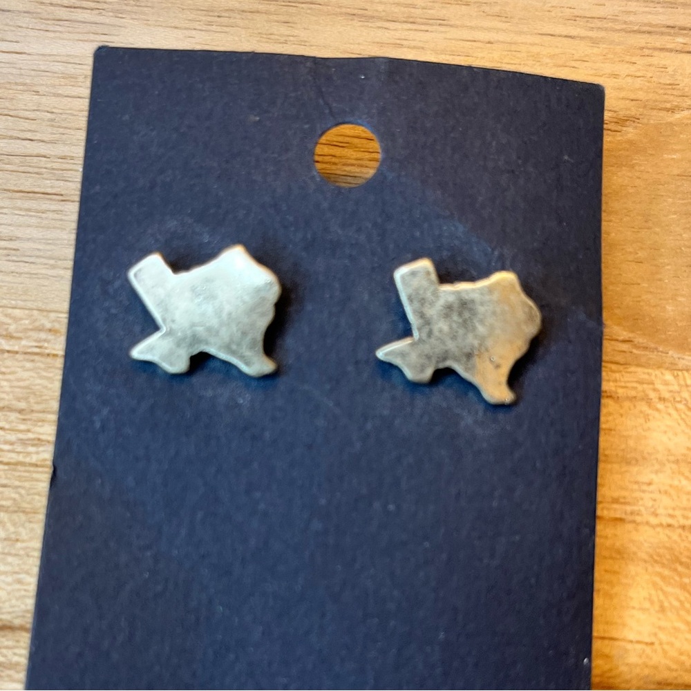 Light Gold Texas Stud Earrings